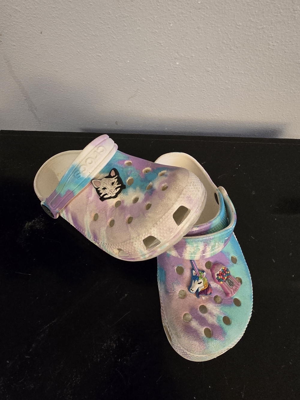 CROCS Kids Tie-Dye Slip-On Clogs with Unicorn Charms - Purple & Teal